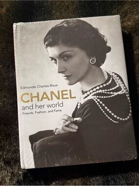CHANEL Beige and Gold Illustrated Fashion Book